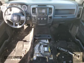 2015 Ram 1500 Tradesman z VIN 1C6RR7KM5FS547839, wystawiony jako Copart lot #77969884 z przebiegiem Nie podano mil oraz Szkoda całkowita • Salvage title. Historia ofert i sprzedaży dostępna na DreamBid. Obrazek 8.