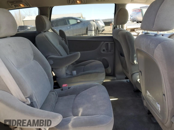 2005 Toyota Sienna LE with VIN 5TDBA23C15S048442, listed as a Copart auction lot 42983965 with 189,048 mi miles and Salvage Title. Bid and sale history available at carsss.com. Image 11.