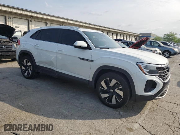 2024 Volkswagen Atlas SE с VIN 1V2KE2CA4RC221184, выставлен на аукционе Copart как лот 55039245 с пробегом 13 192 миль миль и Списание • Salvage title. История ставок и продаж доступна на DreamBid. Изображение 4.