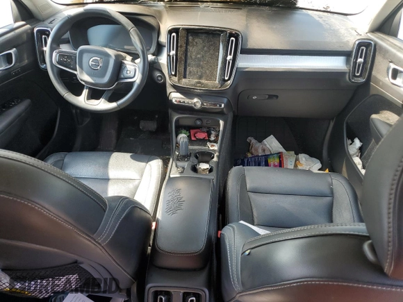 2019 Volvo XC40 Momentum с VIN YV4162UKXK2060334, выставлен на аукционе Copart как лот 55157335 с пробегом Не указан миль и Списание • Salvage title. История ставок и продаж доступна на DreamBid. Изображение 8.
