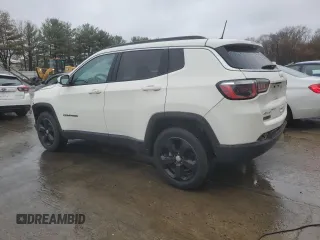 2018 Jeep Compass Latitude z VIN 3C4NJDBB0JT325888, wystawiony jako Copart lot #52000365 z przebiegiem 38 922 mil mil oraz Szkoda całkowita • Salvage title. Historia ofert i sprzedaży dostępna na DreamBid. Obrazek 2.