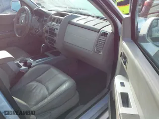 2008 Mercury Mariner Premier with VIN 4M2CU87108KJ34841, listed as a IAAI auction lot 41611281 with 170,436 mi miles. Bid and sale history available at carsss.com. Image 5.