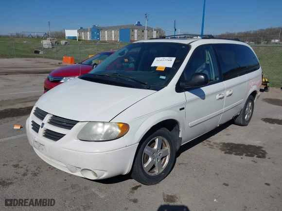 2006 Dodge Grand Caravan SXT with VIN 2D4GP44L66R686469, listed as a IAAI auction lot 41893168 with 218,249 mi miles. Bid and sale history available at carsss.com. Image 18.