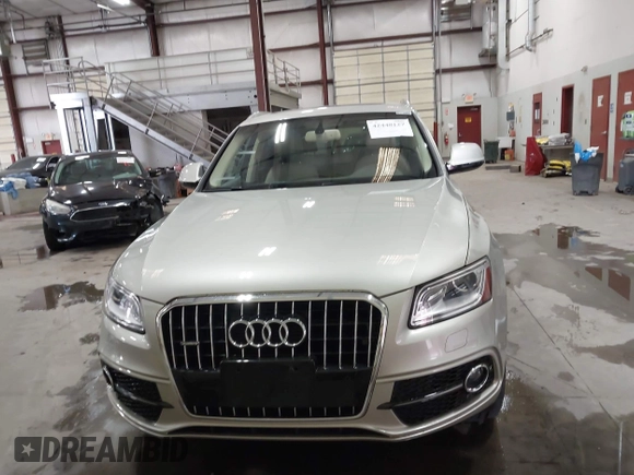 2015 Audi Q5 Premium Plus with VIN WA1DGAFP0FA096717, listed as a IAAI auction lot 42448127 with 50,501 mi miles and . Bid and sale history available at DreamBid. Image 12.
