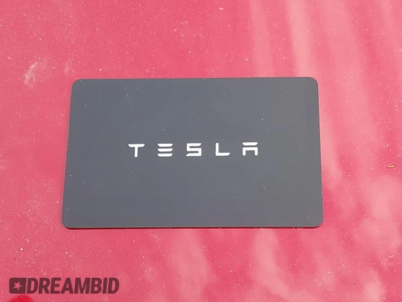 2018 Tesla Model 3 Long Range Battery z VIN 5YJ3E1EA9JF025942, wystawiony jako IAAI lot #42122703 z przebiegiem 84 453 mil mil oraz . Historia ofert i sprzedaży dostępna na DreamBid. Obrazek 11.