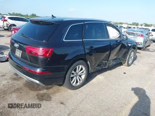 2019 Audi Q7 Premium Plus with VIN WA1LAAF73KD005199, listed as a IAAI auction lot 42525298 with 70,391 mi miles and . Bid and sale history available at DreamBid. Image 4.