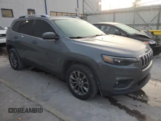 2019 Jeep Cherokee Latitude Plus z VIN 1C4PJLLBXKD482756, wystawiony jako Copart lot #61770445 z przebiegiem 79 048 mil mil oraz Szkoda całkowita • Salvage title. Historia ofert i sprzedaży dostępna na DreamBid. Obrazek 4.