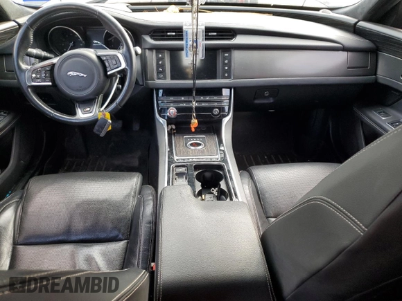 2016 Jaguar XF S with VIN SAJBG4BV1GCY08484, listed as a Copart auction lot 80876254 with 130,873 mi miles and Clean Title. Bid and sale history available at carsss.com. Image 8.