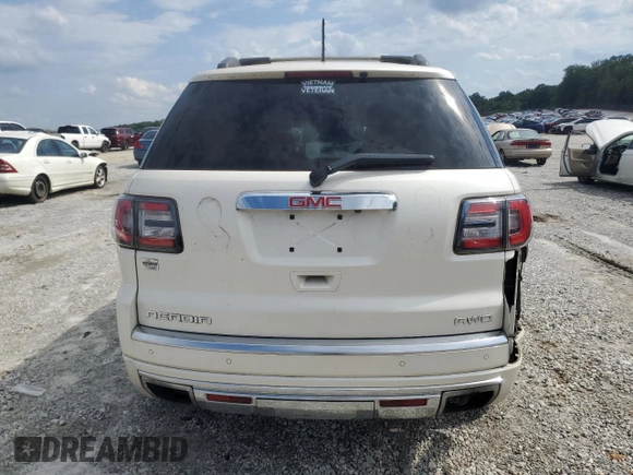 2015 GMC Acadia Denali z VIN 1GKKVTKD3FJ180335, wystawiony jako Copart lot #56967215 z przebiegiem 119 878 mil mil oraz Szkoda całkowita • Salvage title. Historia ofert i sprzedaży dostępna na DreamBid. Obrazek 6.