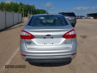 2016 Ford Fiesta S z VIN 3FADP4AJ6GM123343, wystawiony jako IAAI lot #42136294 z przebiegiem 100 206 mil mil oraz . Historia ofert i sprzedaży dostępna na DreamBid. Obrazek 16.