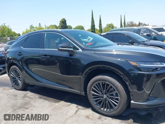 2025 Lexus RX 350 with VIN 2T2BAMBAXSC058589, listed as a IAAI auction lot 42620541 with 2,262 mi miles and . Bid and sale history available at DreamBid. Image 18.