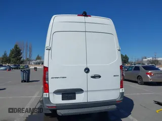 2020 Mercedes-Benz Sprinter Cargo with VIN W1W70BGY8LT026861, listed as a IAAI auction lot 41679015 with 96,367 mi miles and . Bid and sale history available at carsss.com. Image 17.