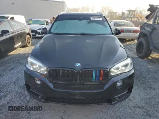 2014 BMW X5 xDrive50i z VIN 5UXKR6C57E0C03016, wystawiony jako Copart lot #50720775 z przebiegiem 131 958 mil mil oraz Czysty tytuł • Clean title. Historia ofert i sprzedaży dostępna na DreamBid. Obrazek 5.