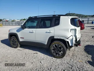 2023 Jeep Renegade Trailhawk z VIN ZACNJDC12PPP65419, wystawiony jako Copart lot #57456055 z przebiegiem 28 599 mil mil oraz Szkoda całkowita • Salvage title. Historia ofert i sprzedaży dostępna na DreamBid. Obrazek 2.