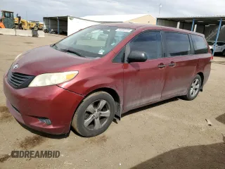 2011 Toyota Sienna with VIN 5TDZK3DC6BS032409, listed as a Copart auction lot 50069725 with 231,085 mi miles and Salvage Title. Bid and sale history available at carsss.com. Image 1.