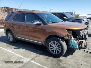 2017 Ford Explorer XLT with VIN 1FM5K7DH9HGA60625, listed as a Copart auction lot 46456765 with 91,824 mi miles and Salvage Title. Bid and sale history available at carsss.com. Image 4.
