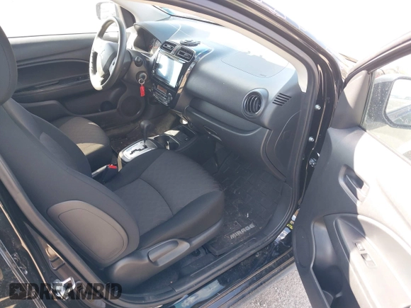 2024 Mitsubishi Mirage ES z VIN ML32AUHJ3RH005771, wystawiony jako IAAI lot #41794179 z przebiegiem 10 879 mil mil oraz . Historia ofert i sprzedaży dostępna na DreamBid. Obrazek 5.