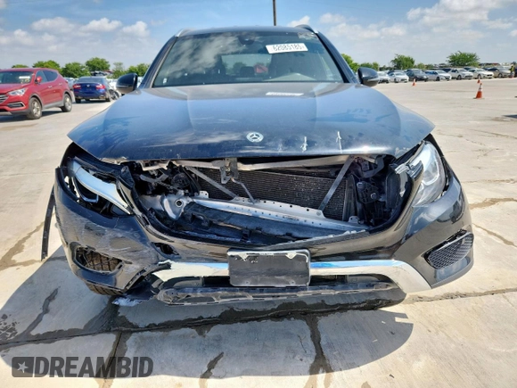 2018 Mercedes-Benz GLC 300 with VIN WDC0G4JB8JV066507, listed as a Copart auction lot 62085185 with Not provided miles and Clean title. Bid and sale history available at DreamBid. Image 5.