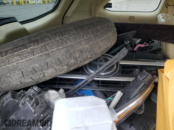 2018 Toyota Highlander SE z VIN 5TDJZRFH0JS857493, wystawiony jako Copart lot #57224495 z przebiegiem 111 862 mil mil oraz Szkoda całkowita • Salvage title. Historia ofert i sprzedaży dostępna na DreamBid. Obrazek 13.
