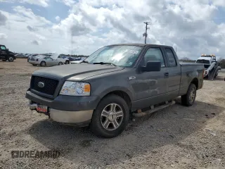 2005 Ford F-150 STX with VIN 1FTRX12W45NB42078, listed as a Copart auction lot 48613525 with 215,237 mi miles and Salvage Title. Bid and sale history available at carsss.com. Image 1.