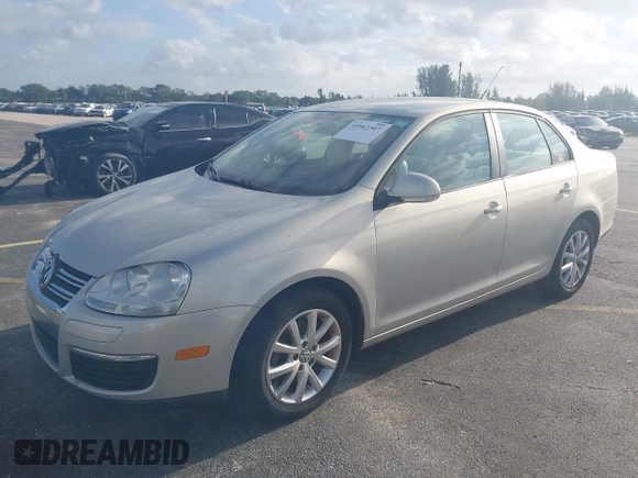 2010 Volkswagen Jetta Limited Edition with VIN 3VWAX7AJXAM165193, listed as a IAAI auction lot 41962307 with 62,574 mi miles and . Bid and sale history available at DreamBid. Image 2.