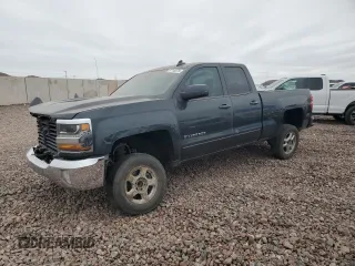 2017 Chevrolet Silverado 1500 LT with VIN 1GCRCREHXHZ341995, listed as a Copart auction lot 87748575 with 88,210 mi miles and Salvage Title. Bid and sale history available at DreamBid. Image 1.