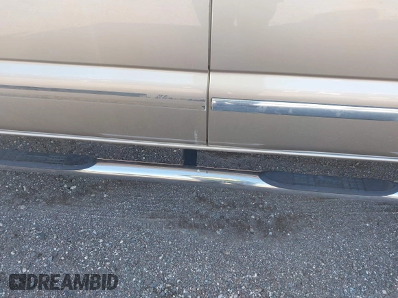 2005 Chevrolet Avalanche LS with VIN 3GNEC12Z45G167762, listed as a IAAI auction lot 40376532 with 157,932 mi miles and . Bid and sale history available at DreamBid. Image 13.
