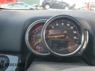 2020 MINI Countryman Cooper S with VIN WMZYX1C01L3L48814, listed as a Copart auction lot 79781014 with 73,924 mi miles and Salvage title. Bid and sale history available at DreamBid. Image 9.