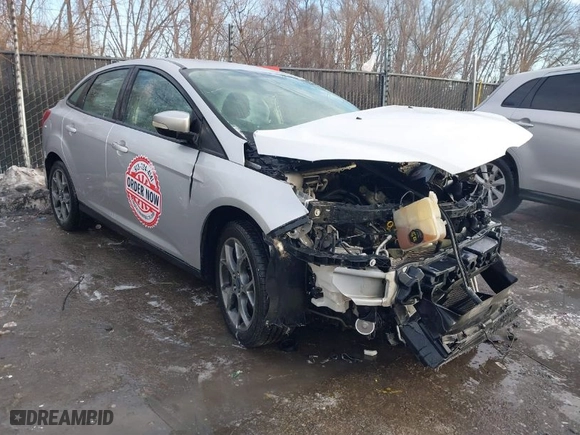 2014 Ford Focus SE with VIN 1FADP3F26EL341244, listed as a IAAI auction lot 41443905 with 1 mi miles. Bid and sale history available at carsss.com. Image 1.
