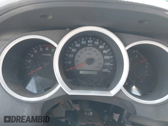 2010 Toyota Tacoma z VIN 5TETX4CNXAZ723380, wystawiony jako IAAI lot #41771322 z przebiegiem Nie podano mil oraz . Historia ofert i sprzedaży dostępna na DreamBid. Obrazek 7.