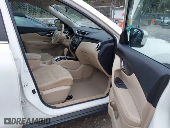 2014 Nissan Rogue SL with VIN 5N1AT2MV9EC752794, listed as a IAAI auction lot 41650352 with 120,378 mi miles. Bid and sale history available at carsss.com. Image 5.
