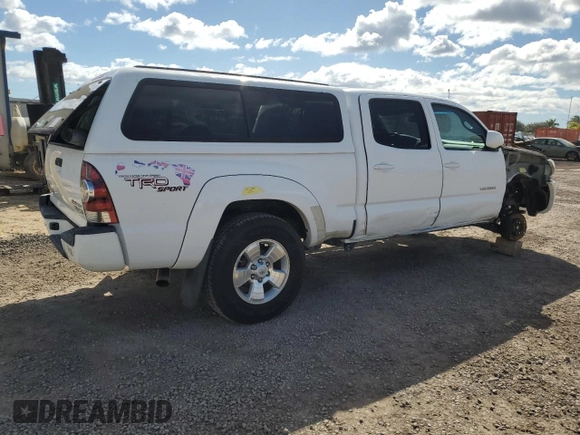 2010 Toyota Tacoma PreRunner with VIN 3TMKU4HN0AM024818, listed as a Copart auction lot 55816305 with 111,527 mi miles and Salvage title. Bid and sale history available at DreamBid. Image 3.