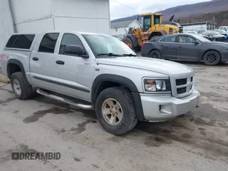 2009 Dodge Dakota with VIN 1D3HW78P99S805984, listed as a IAAI auction lot 41798436 with 76,880 mi miles and . Bid and sale history available at DreamBid. Image 1.