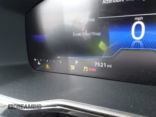 2024 Volkswagen Jetta Sport z VIN 3VWBM7BU9RM070948, wystawiony jako IAAI lot #41897872 z przebiegiem 7 521 mil mil oraz . Historia ofert i sprzedaży dostępna na DreamBid. Obrazek 15.