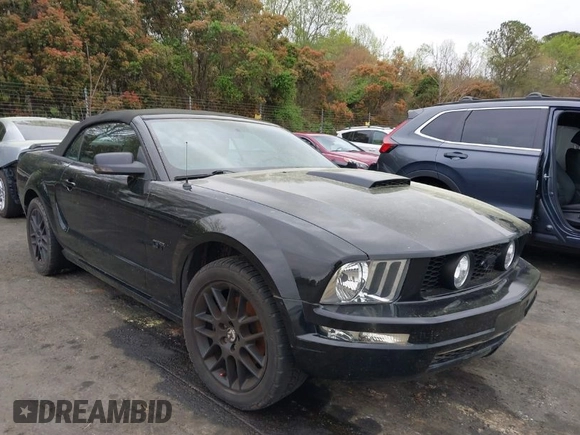 2008 Ford Mustang GT Deluxe with VIN 1ZVHT85H785205902, listed as a IAAI auction lot 41940784 with 115,939 mi miles and . Bid and sale history available at DreamBid. Image 1.