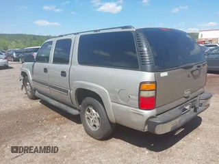 2005 Chevrolet Suburban LT z VIN 3GNEC16Z85G265901, wystawiony jako IAAI lot #41949191 z przebiegiem 304 550 mil mil oraz . Historia ofert i sprzedaży dostępna na DreamBid. Obrazek 3.
