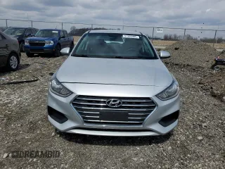 2020 Hyundai Accent SE z VIN 3KPC24A60LE103836, wystawiony jako Copart lot #51303485 z przebiegiem 95 125 mil mil oraz Szkoda całkowita • Salvage title. Historia ofert i sprzedaży dostępna na DreamBid. Obrazek 5.