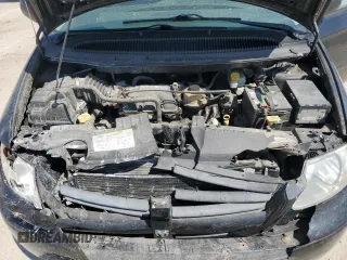 2005 Dodge Caravan SXT z VIN 2D4GP44L15R182362, wystawiony jako Copart lot #54702625 z przebiegiem 185 114 mil mil oraz Szkody całkowita. Historia ofert i sprzedaży dostępna na DreamBid. Obrazek 12.