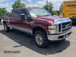 2008 Ford F-250 XL z VIN 1FTSW21568EB00082, wystawiony jako Copart lot #62956565 z przebiegiem 240 495 mil mil oraz Czysty tytuł • Clean title. Historia ofert i sprzedaży dostępna na DreamBid. Obrazek 1.