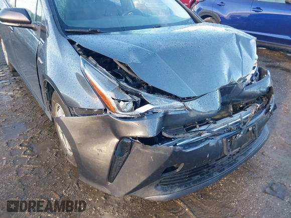 2020 Toyota Prius L Eco with VIN JTDKARFU3L3111231, listed as a IAAI auction lot 41398103 with 181,134 mi miles and . Bid and sale history available at DreamBid. Image 6.