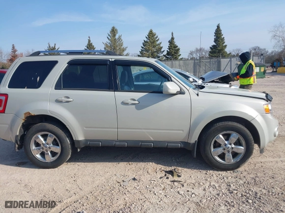 2009 Ford Escape Limited with VIN 1FMCU94G19KC58313, listed as a IAAI auction lot 41989227 with 115,188 mi miles. Bid and sale history available at carsss.com. Image 14.