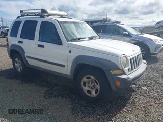 2007 Jeep Liberty Sport z VIN 1J4GL48KX7W686343, wystawiony jako IAAI lot #42171686 z przebiegiem 200 079 mil mil oraz . Historia ofert i sprzedaży dostępna na DreamBid. Obrazek 1.