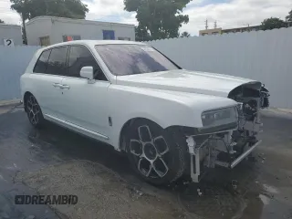 2020 Rolls-Royce Cullinan z VIN SLATV4C00LU202245, wystawiony jako Copart lot #53094575 z przebiegiem 30 809 mil mil oraz Szkody całkowita. Historia ofert i sprzedaży dostępna na DreamBid. Obrazek 4.