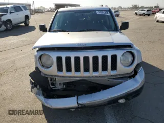 2013 Jeep Patriot Limited с VIN 1C4NJPCB7DD196932, выставлен на аукционе Copart как лот 74384244 с пробегом 137 612 миль миль и Списание • Salvage title. История ставок и продаж доступна на DreamBid. Изображение 5.