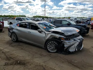 2019 Lexus ES 300h с VIN 58AB21B18KU001332, выставлен на аукционе Copart как лот 57585195 с пробегом Не указан миль и Чистый • Clean title. История ставок и продаж доступна на DreamBid. Изображение 4.