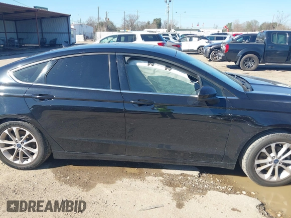 2020 Ford Fusion SE with VIN 3FA6P0HD7LR136178, listed as a IAAI auction lot 41676206 with 56,930 mi miles. Bid and sale history available at carsss.com. Image 13.