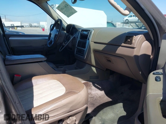 2005 Mercury Mountaineer z VIN 4M2DU66E55ZJ02614, wystawiony jako IAAI lot #41814093 z przebiegiem 169 682 mil mil oraz . Historia ofert i sprzedaży dostępna na DreamBid. Obrazek 5.