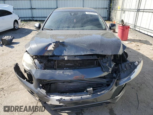 2015 Volvo S60 T5 Drive-E Premier с VIN YV140MFK2F1350695, выставлен на аукционе Copart как лот 53275725 с пробегом 98 962 миль миль и Списание • Salvage title. История ставок и продаж доступна на DreamBid. Изображение 5.