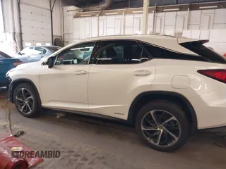 2019 Lexus RX with VIN 2T2BGMCAXKC039392, listed as a IAAI auction lot 41597080 with 70,126 mi miles. Bid and sale history available at carsss.com. Image 15.
