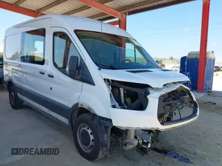 2017 Ford Transit z VIN 1FTYE2CM1HKA13709, wystawiony jako IAAI lot #41933179 z przebiegiem 147 539 mil mil oraz . Historia ofert i sprzedaży dostępna na DreamBid. Obrazek 1.